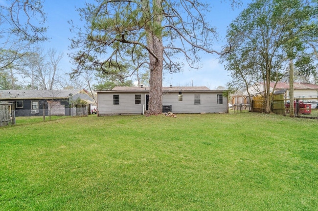 property at 2658 Brookwood Dr