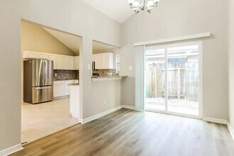 19230 Sandelford Dr in Katy, TX - Building Photo - Building Photo