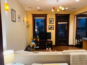 2120 W Warner Ave, Unit 1w in Chicago, IL - Foto de edificio - Building Photo