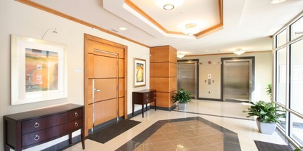 Thomas Place in Arlington, VA - Foto de edificio - Lobby