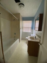912 S Webber St in Urbana, IL - Building Photo - Building Photo