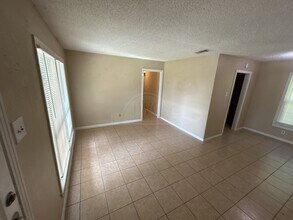 1111 Jacqueline St in Killeen, TX - Building Photo - Building Photo