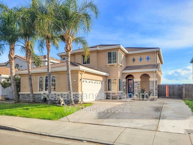 property at 2462 Tennis Ln
