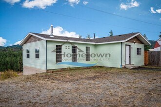 2040 W Lundy Blvd in Post Falls, ID - Building Photo - Building Photo