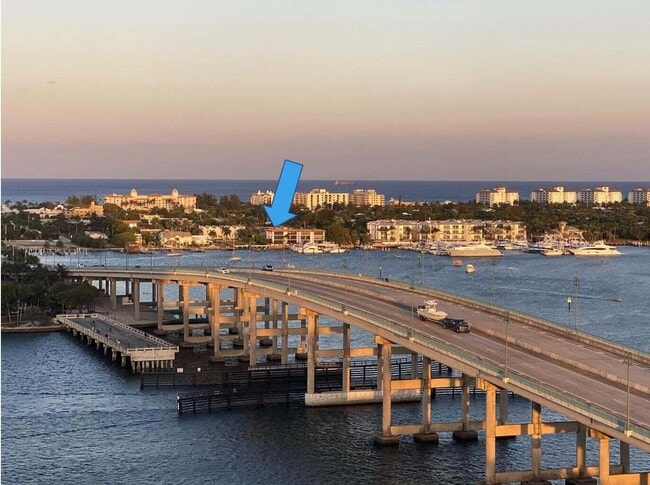 220 Lake Dr in Palm Beach Shores, FL - Building Photo - Building Photo