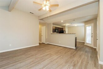 331 Angelina Dr in Arlington, TX - Foto de edificio - Building Photo
