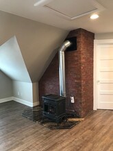 1339 N Nevada Ave, Unit Upstairs Apt. in Colorado Springs, CO - Building Photo - Building Photo