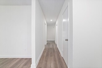 17003 Summer Dew Ln in Houston, TX - Building Photo - Building Photo