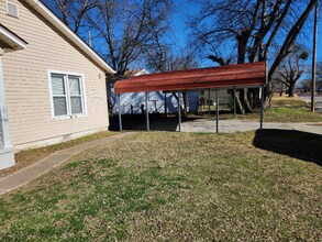 607 3rd Ave NW in Ardmore, OK - Foto de edificio - Building Photo