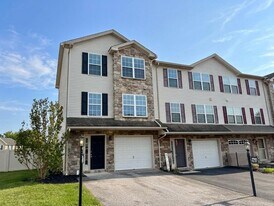 710 Rachel Dr in York, PA - Building Photo