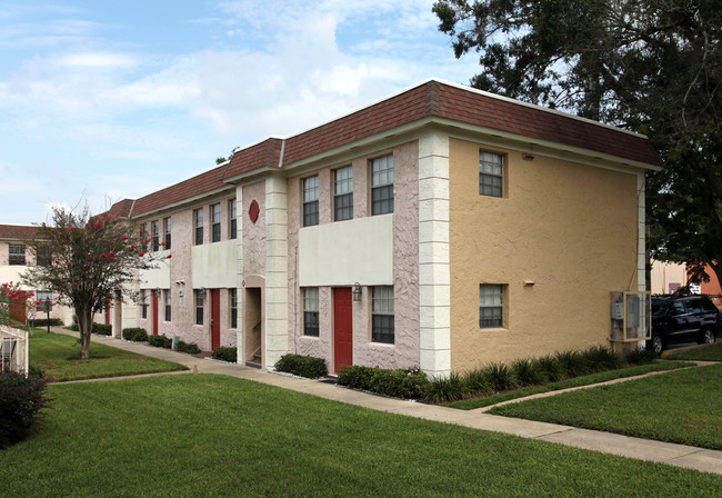 Whitney Grove Apartments in Orlando, FL - Building Photo - Building Photo