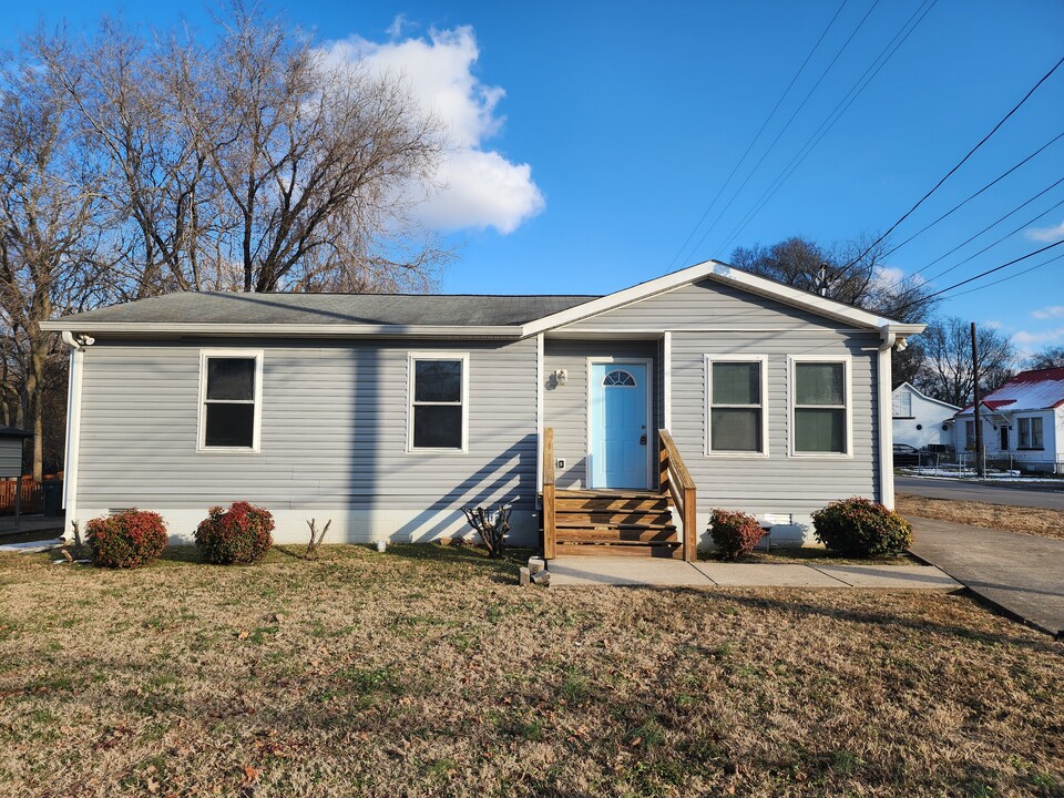 601 Wilson Ave in Lebanon, TN - Building Photo