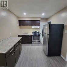 36 Winston Blvd in Cambridge, ON - Building Photo - Building Photo