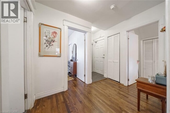 11 Proctor Blvd in Hamilton, ON - Building Photo - Building Photo