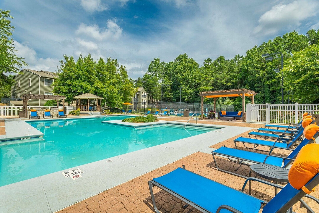 Avenues of Kennesaw in Kennesaw, GA - Building Photo