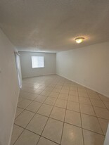 6086 Forest Hill Blvd in West Palm Beach, FL - Building Photo - Building Photo