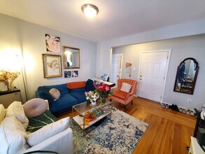 17 Aspinwall Ave in Brookline, MA - Building Photo - Building Photo