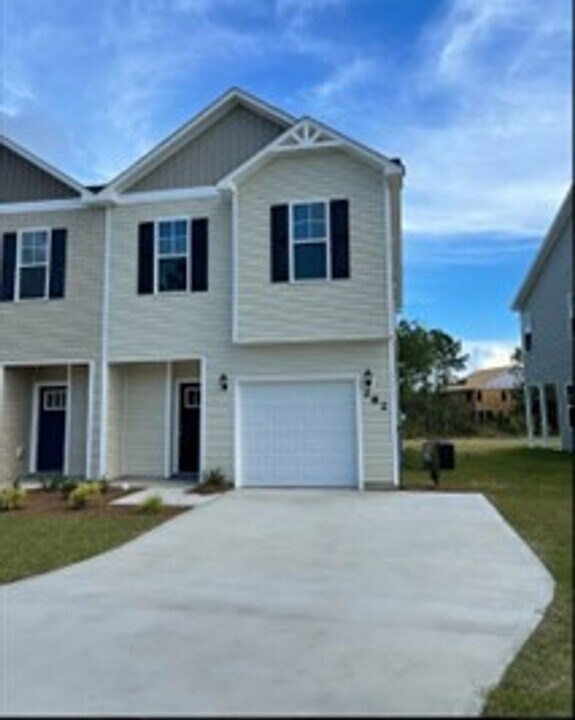 282 Currituck Dr in Holly Ridge, NC - Building Photo