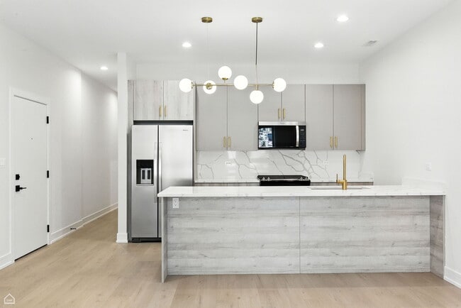 4623 S Michigan Ave, Unit 2 in Chicago, IL - Foto de edificio - Building Photo