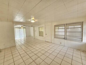 5706 Dr M.L.K. Jr St N in St. Petersburg, FL - Building Photo - Building Photo