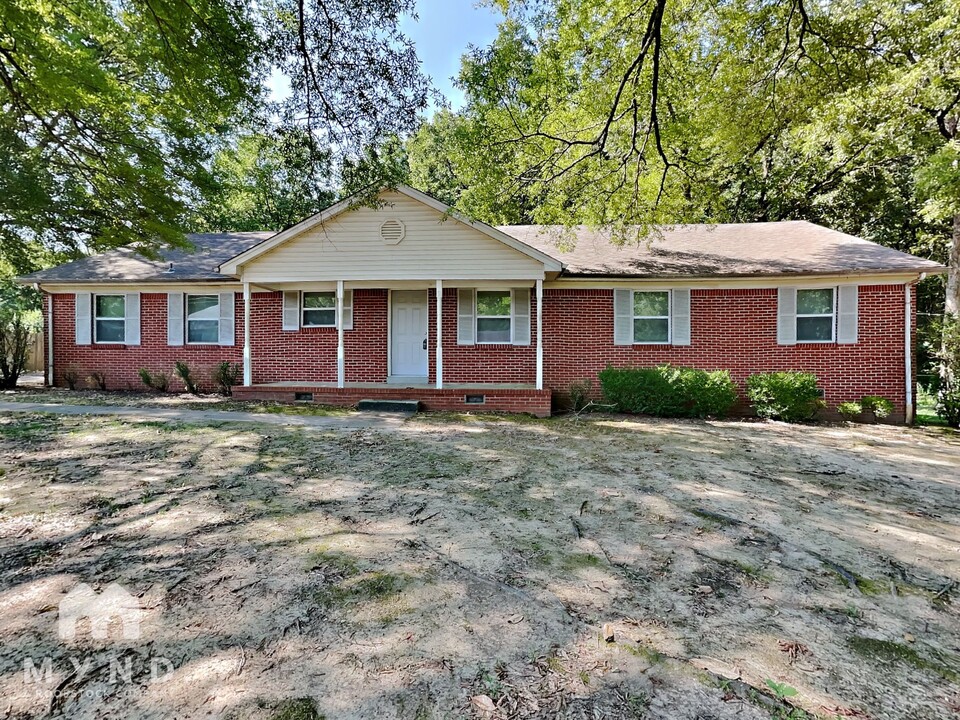 9155 Mason St in Olive Branch, MS - Building Photo