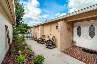 9155 Pine Springs Dr in Boca Raton, FL - Building Photo - Building Photo