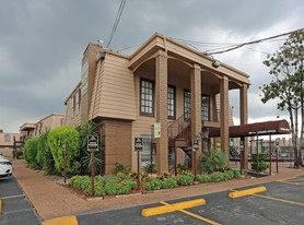 Ashford Crescent Oaks Apartments