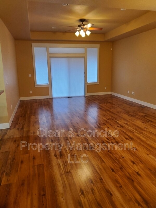 920 Arcadia Dr in Eugene, OR - Building Photo - Building Photo