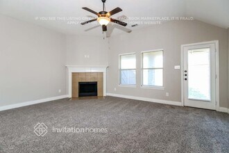 105 Thorncreek Cir in Red Oak, TX - Building Photo - Building Photo