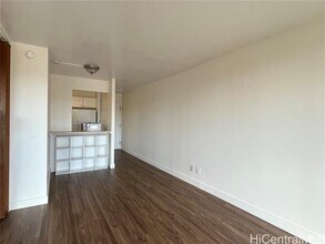 1215 Alexander St in Honolulu, HI - Building Photo - Building Photo