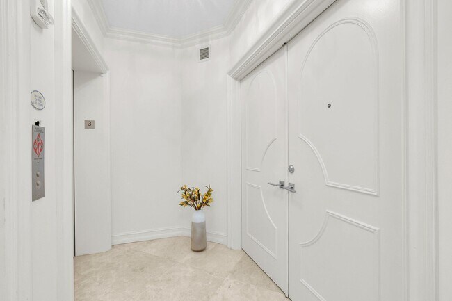 3700 S Ocean Blvd in Highland Beach, FL - Building Photo - Building Photo