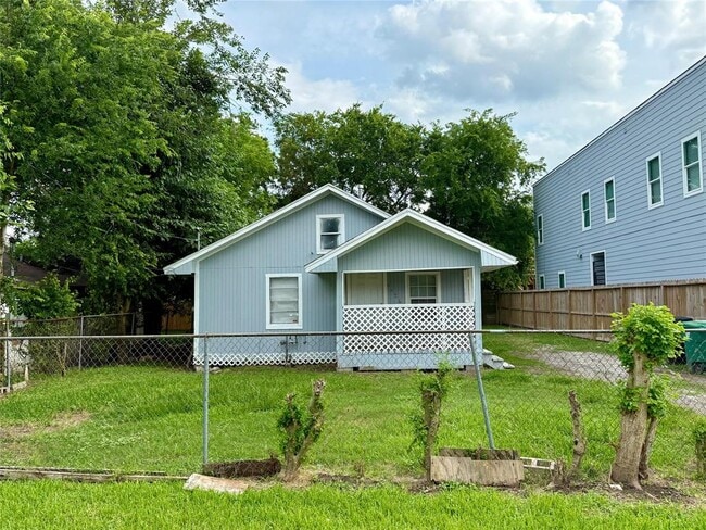 property at 4426 Phlox St