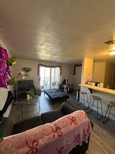 1215 Progress St NW in Blacksburg, VA - Foto de edificio - Building Photo