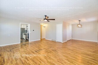 381 Marquette Dr in Midvale, UT - Foto de edificio - Building Photo