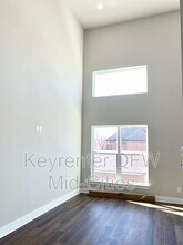 1431 Pearson St in Irving, TX - Building Photo - Building Photo