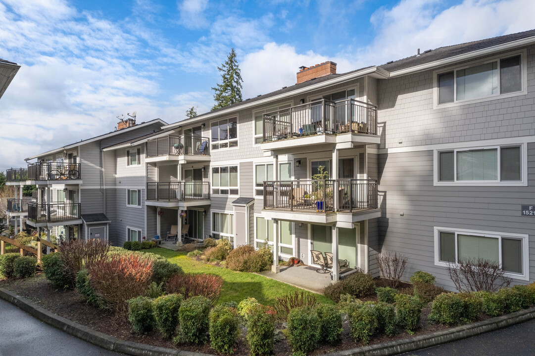 Heatherstone Condominiums in Bellevue, WA - Foto de edificio