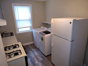 218 Pilgrim Ln, Unit 1 in Drexel Hill, PA - Building Photo - Building Photo