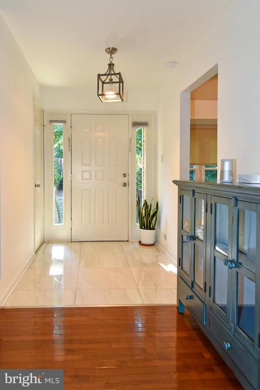 4846 Cloister Dr in Rockville, MD - Building Photo - Building Photo