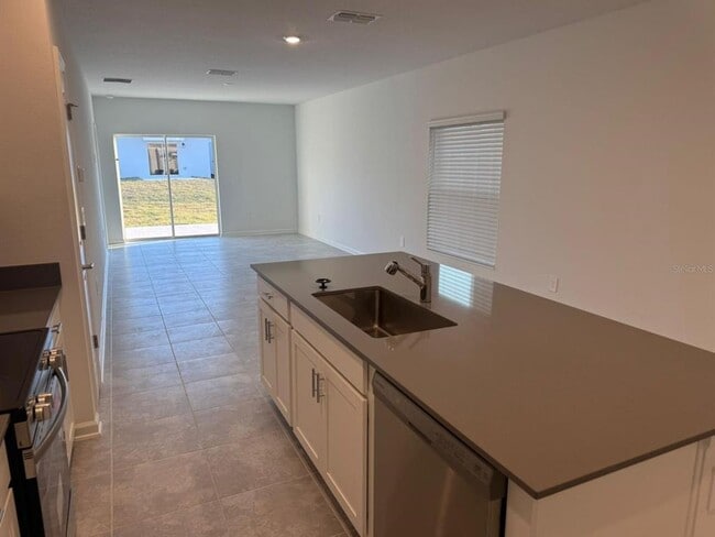 2761 Armstrong Ave in Clermont, FL - Building Photo - Building Photo