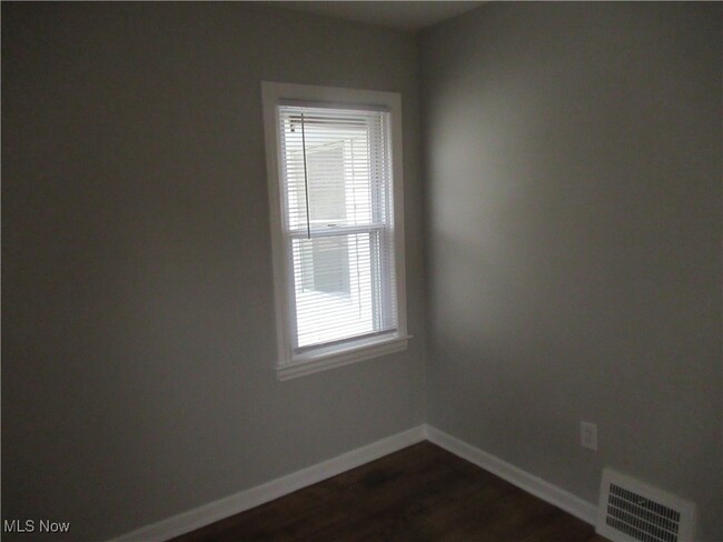 property at 1616 Douglas Rd