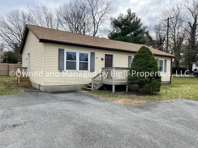 property at 302 Rivers End Dr