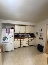 525 E Pleasant St in Amherst, MA - Building Photo - Building Photo