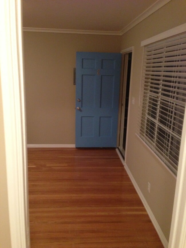 923 18th St, Unit B in Santa Monica, CA - Foto de edificio - Building Photo