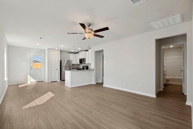 361 Tejas Trl in Waller, TX - Building Photo - Building Photo