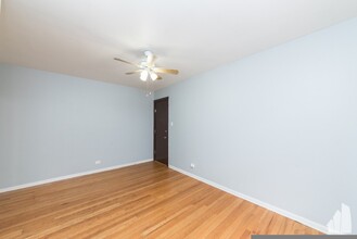 3257 W Wrightwood Ave in Chicago, IL - Building Photo - Building Photo