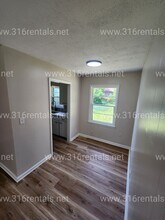 1681 N Kenmar Dr in Wichita, KS - Building Photo - Building Photo