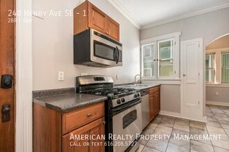 240 Henry Ave SE in Grand Rapids, MI - Building Photo - Building Photo