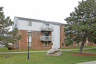 Hunter Woods Apartments in Lapeer, MI - Building Photo - Building Photo