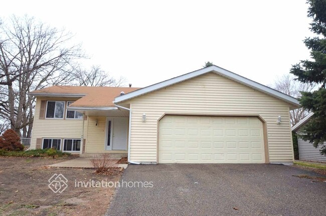 property at 9613 Tyler St NE