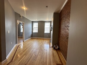 66 Beacon St, Unit 2 in Chelsea, MA - Building Photo - Building Photo